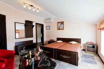 Фото номера Двухместный номер с 1 кроватью Гостевой дом Dergachov Guest House г. Жуковцы 4